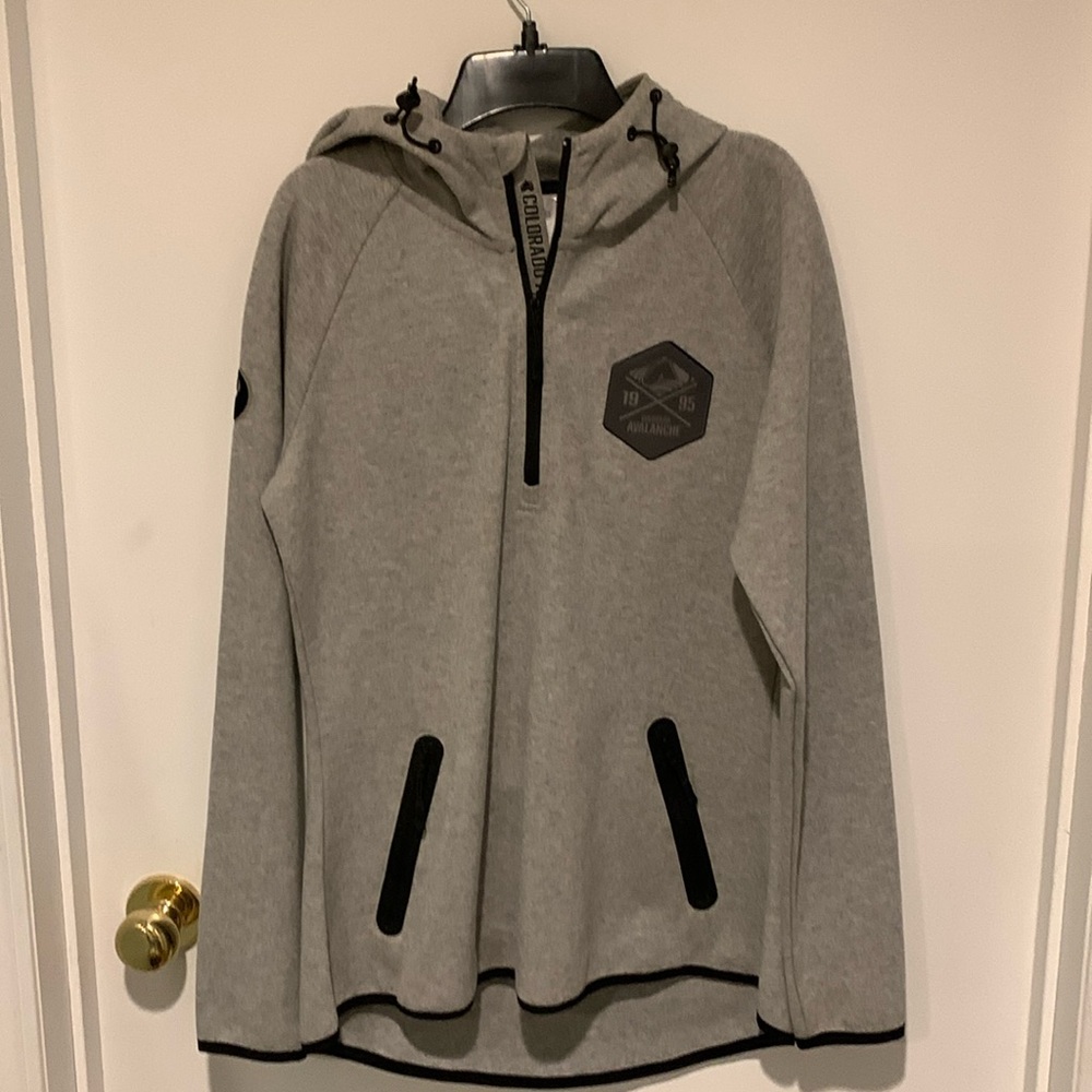 LEVELWEAR Verve cotton blend gray hoodie. Size M. NWOT.